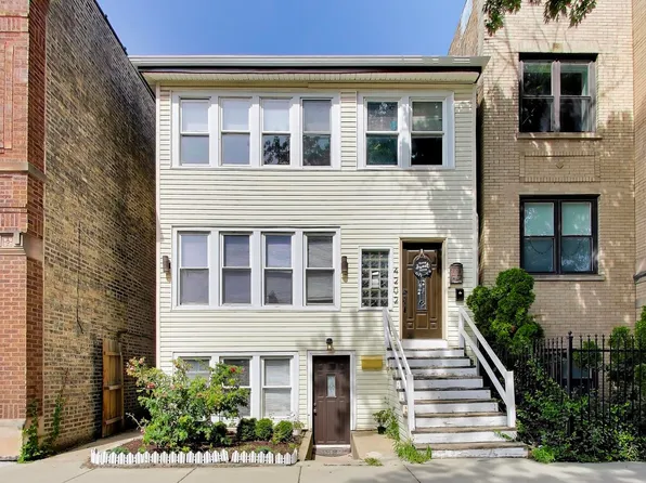 4202 N Sacramento Ave, Chicago, IL 60618