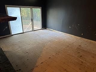5th image of 1911 Sourwood Dr