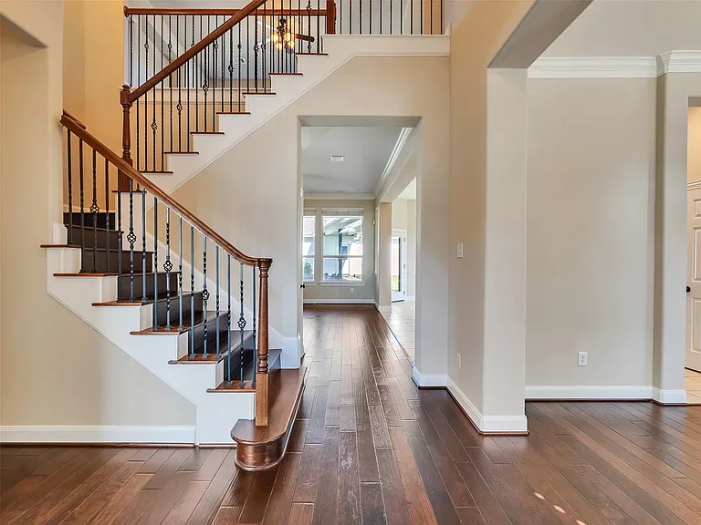 5342 Tyler Park Ln — Photo 9