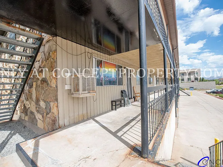 Murray Place — Photo 158