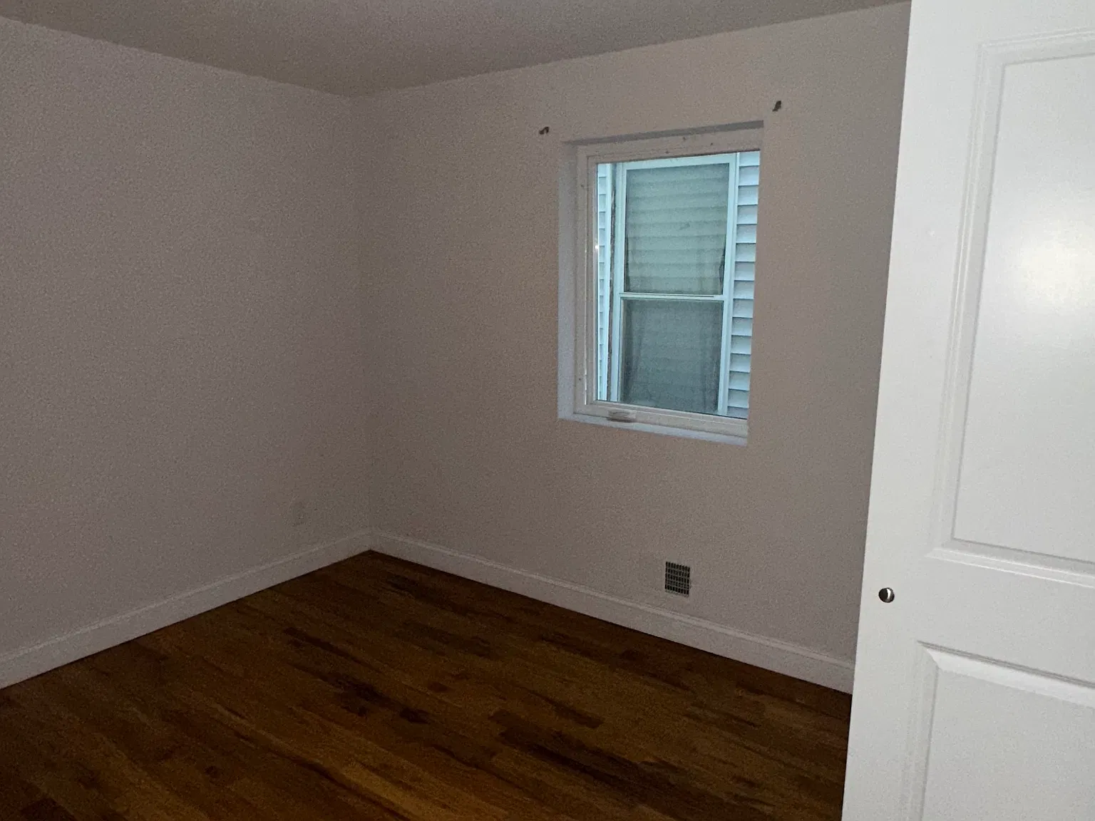 3 bed, $2,700 — Photo 4