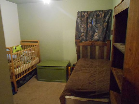 4th image of 25327 Dogwood Ln