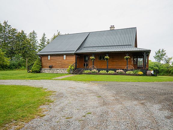 5th image of 10 Hobbs Rd
