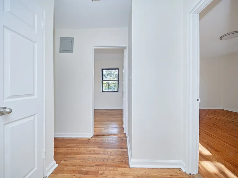 150-45 73rd Ave #3G — Photo 8
