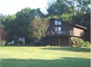 2350 Elmore Rd, Pemberville, OH 43450