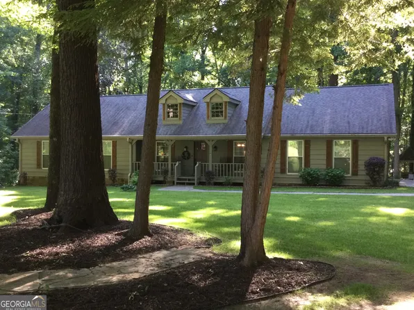 1955 Branchwood Ct, Snellville, GA 30078