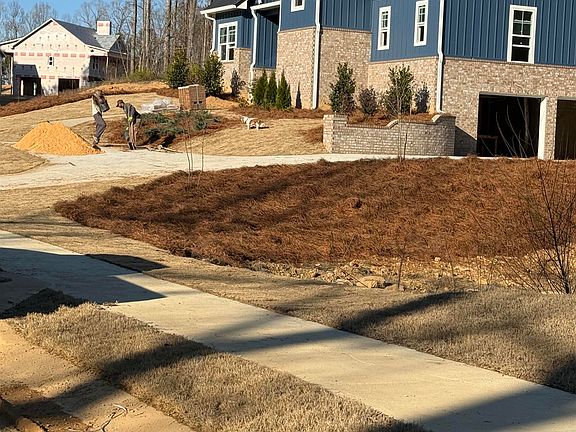 4th image of 7883 Brae Village Dr