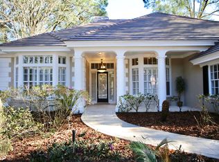 1719 Majestic Oak Dr, Apopka, FL 32712