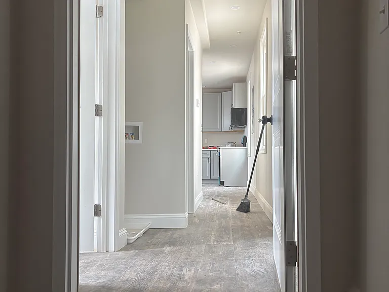 219 N Mildred St #3 — Photo 2