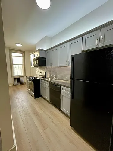 110 N 34th St #2R Photo 1