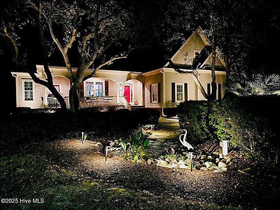 3rd image of 4437 Wildrye Drive SE
