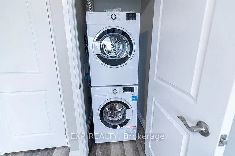 1 bed, $1,849 — Photo 4