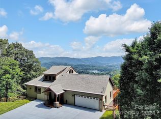 213 Montrose Ln, Waynesville, NC 28785