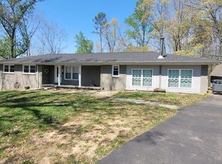 408 Sandy Rd, Dover, TN 37058