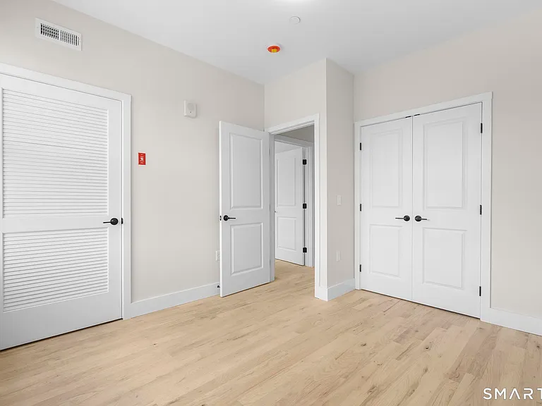 113 Canal St W #302 — Photo 33
