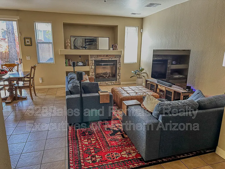 537 W Nugget Trl — Photo 19