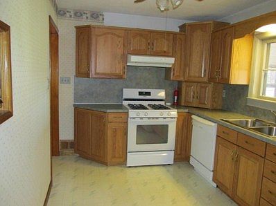 Kitchen 1