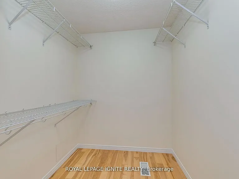 64 Templewood Dr — Photo 27