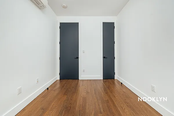 Rented by Nooklyn NYC LLC | media 49