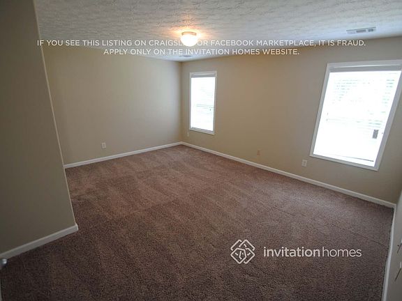 3rd image of 127 Parkway Dr