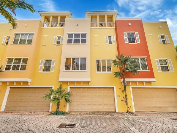 2312 Vintage Drive #2312, Lighthouse Point, FL 33064