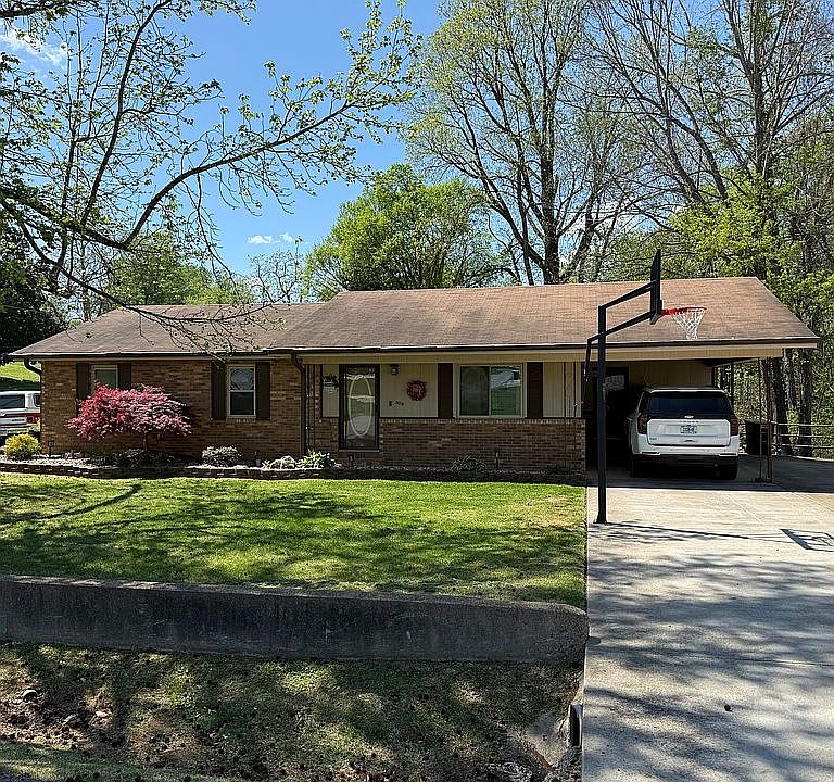 1st image of 309 Sunny Acres Dr