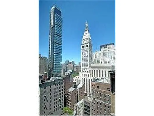 Rented by Douglas Elliman | media 31