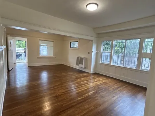 4206 Naomi Ave, Los Angeles, CA 90011