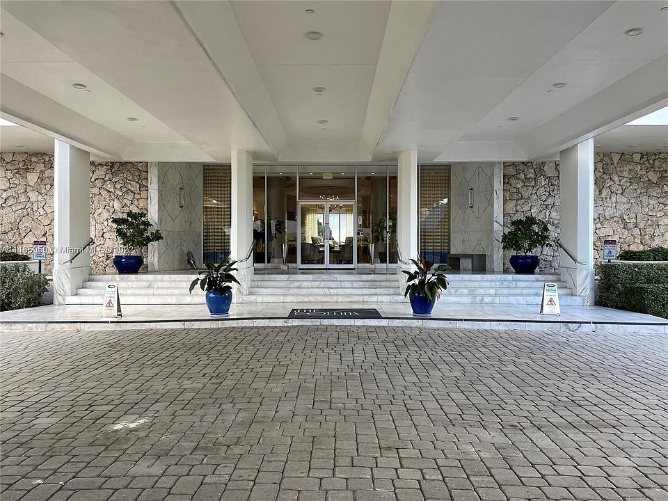 1st image of 6917 Collins Ave APT 1022