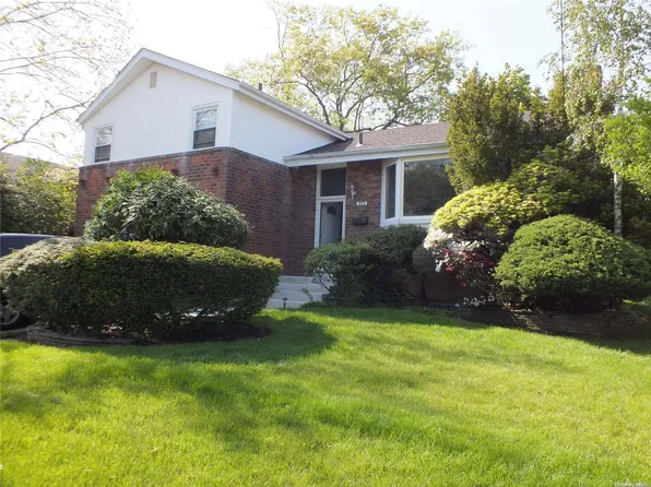 963 Jerome Street, Baldwin, NY 11510