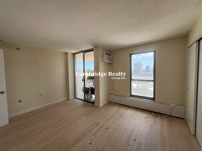 872 Massachusetts Ave #XXX — Photo 11