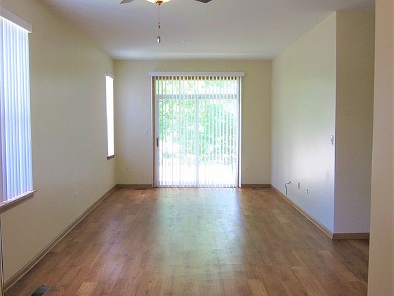 3rd image of 1260 Brookdale Dr