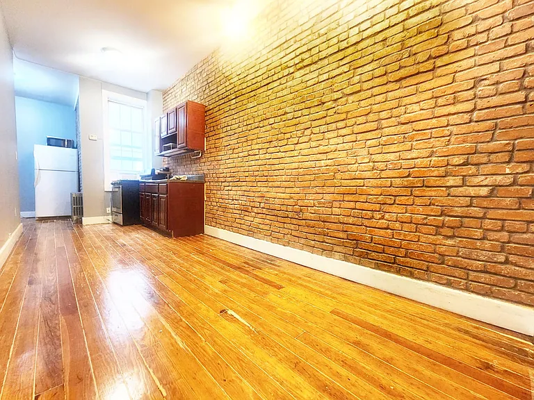 848 Hart St #1N — Photo 5