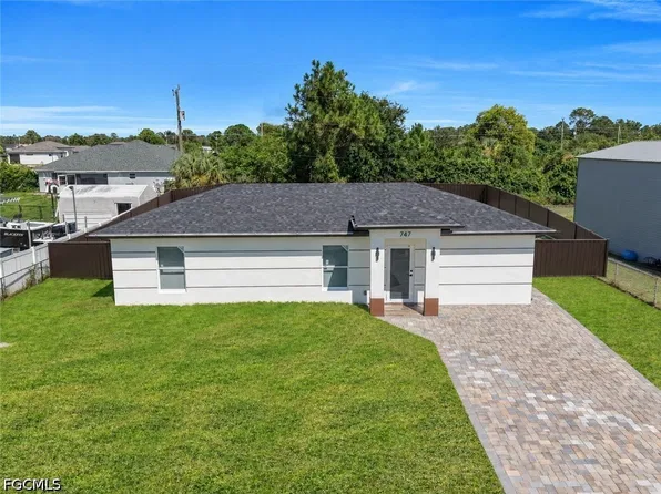 747 Fleming Ave S, Lehigh Acres, FL 33974