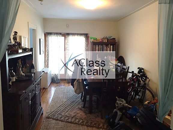 2nd image of 2142 46th St #H