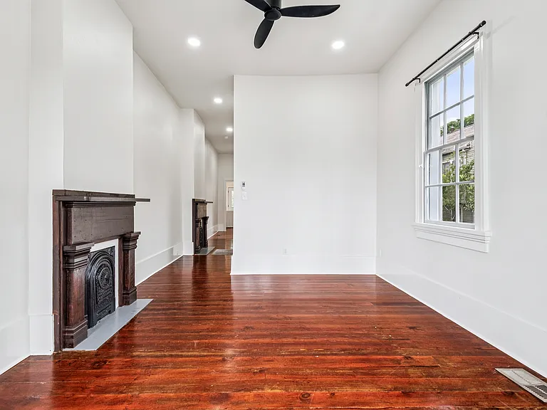 2644 Lepage St — Photo 4