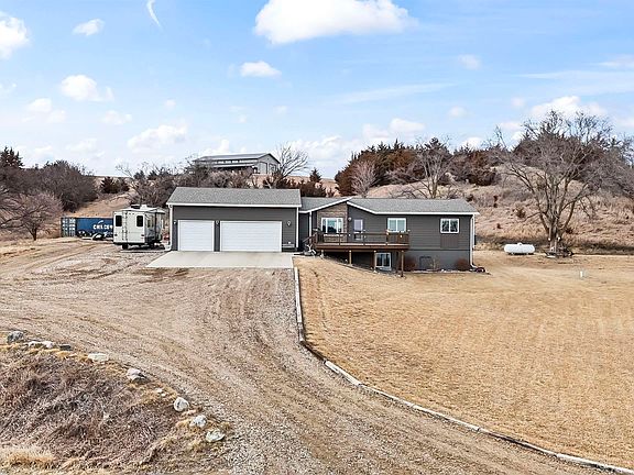 2nd image of 5903 Rolling Hills Rd