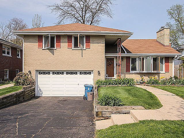 1st image of 104 S Linden Ave