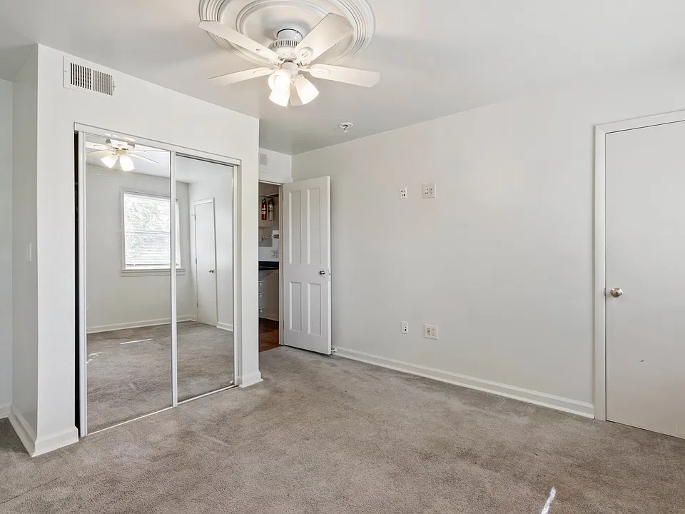 966 Mount Olivet Rd NE #2