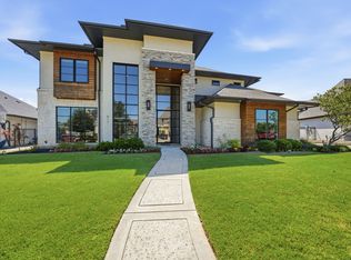 913 Rhone Ln, Southlake, TX 76092