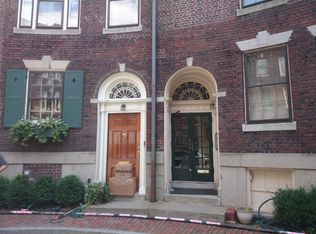 7 W Hill Pl, Boston, MA 02114