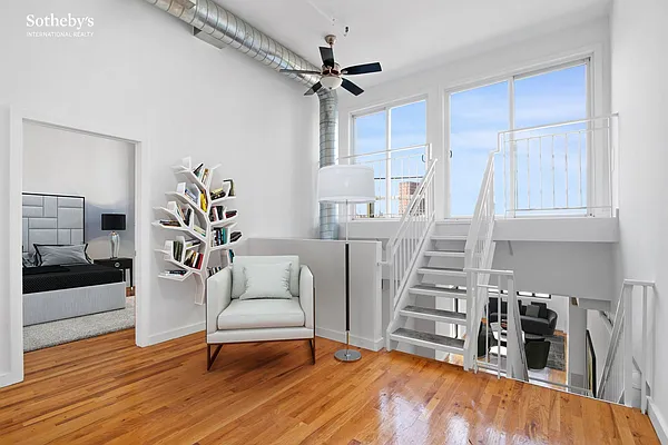 Sold by Sotheby's International Realty | media 8