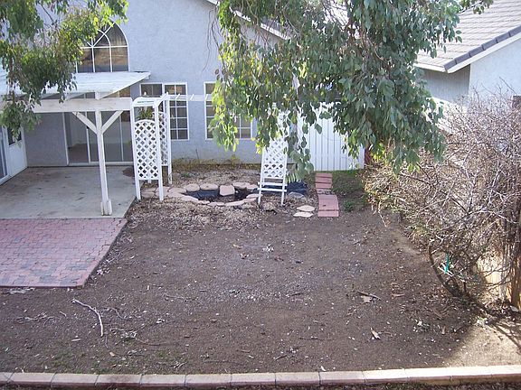 3rd image of 25920 Dracaea Ave