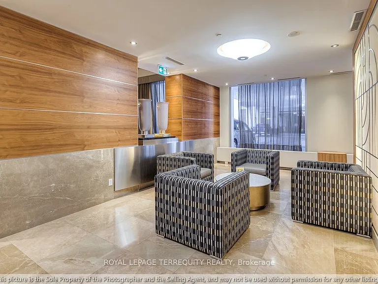 761 Bay St #3202 — Photo 34