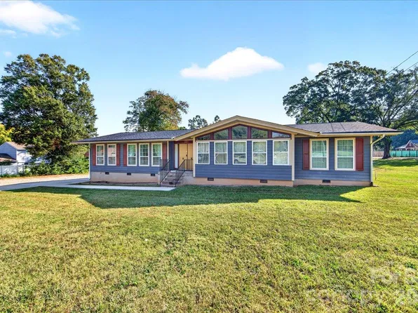 1811 Little Rock Rd, Charlotte, NC 28214