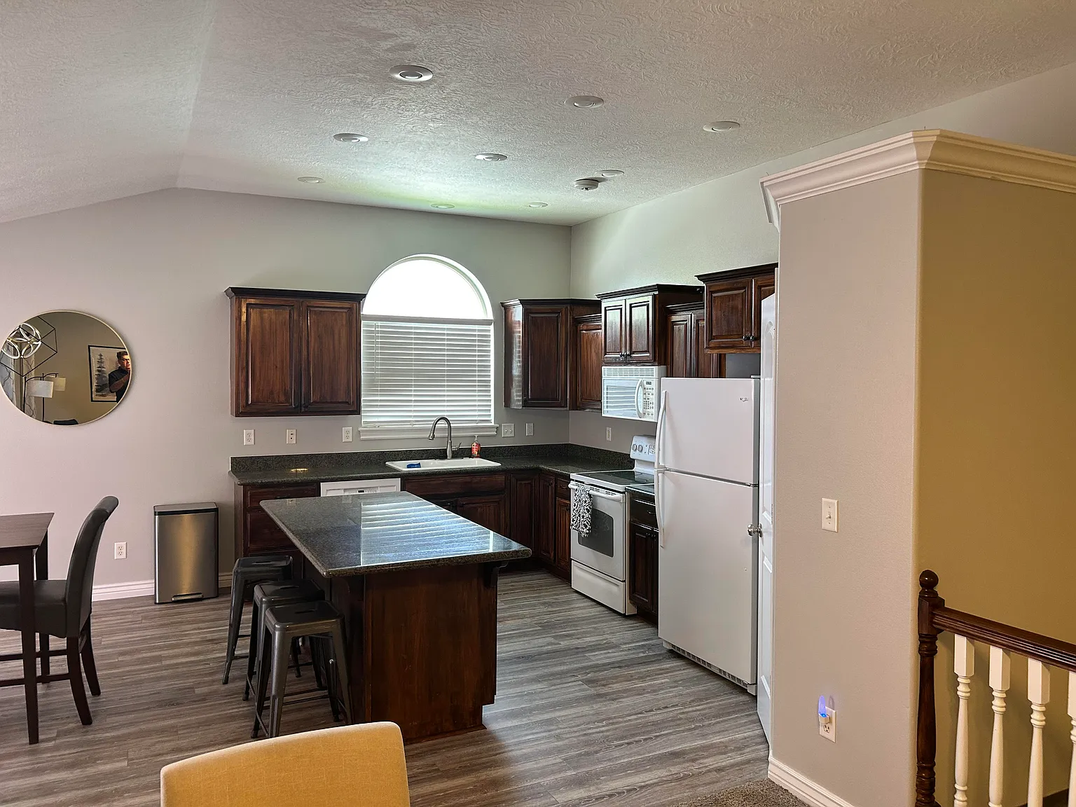 1953 Shetland Ave. — Photo 4