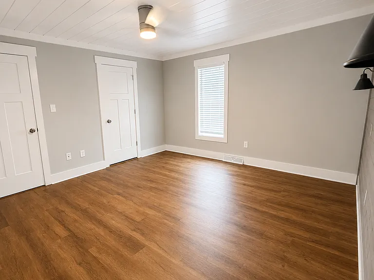 1101 Tall Oaks Cir — Photo 10