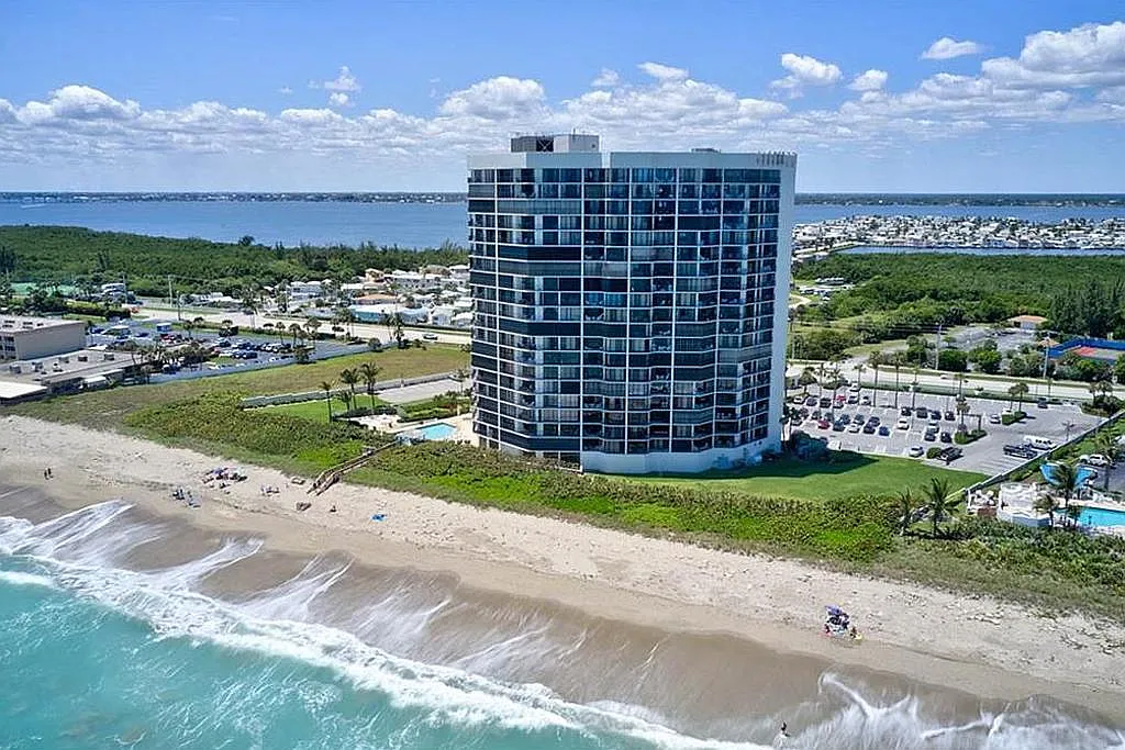 9650 S Ocean Dr — Photo 1