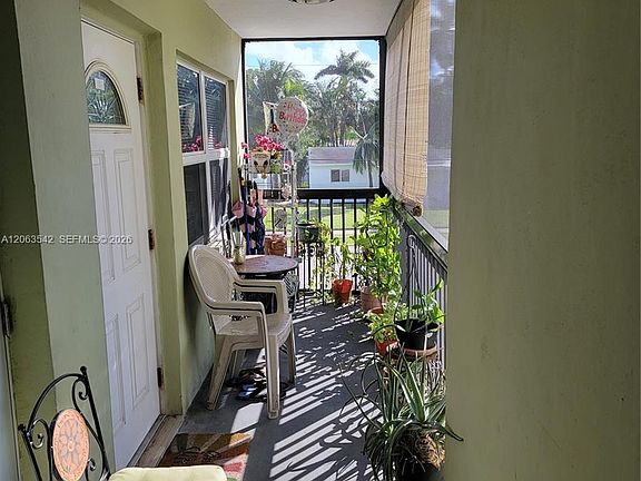 4th image of 1425 Arthur St APT 216B