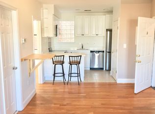 661 Morris Pl NE APT 5, Washington, DC 20002